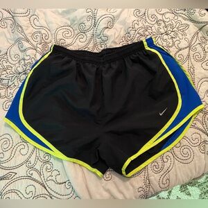 Nike Women's Tempo Brief-Lined Running Shorts in Large